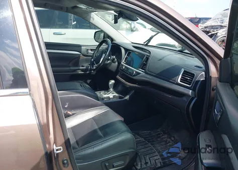 2018 Toyota Highlander Xle from USA, damaged, VIN 5TDKZRFH3JS242375